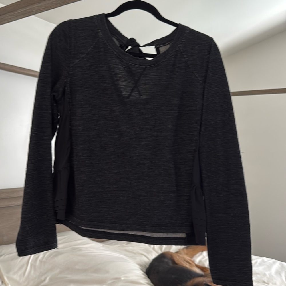 Lululemon Frilly Sweatshirt Open Back with Bow Large